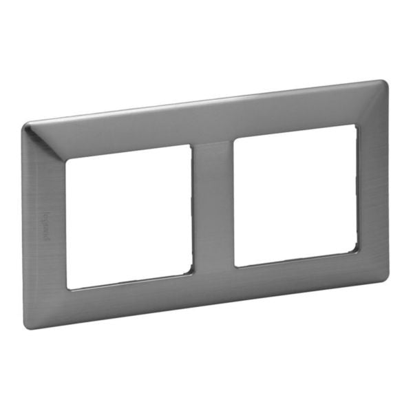 Plaque de finition Valena Life IP20, W 157mm, H 86mm, D 10mm, en acier inoxydable – Legrand 754152 – lot de 10
