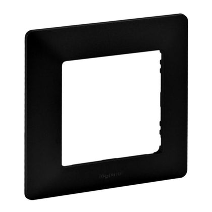 Plaque de finition VALENA LIFE 1 poste, 86×86×9.7mm, IP20, IK04, noir – Legrand 754251 – lot de 200