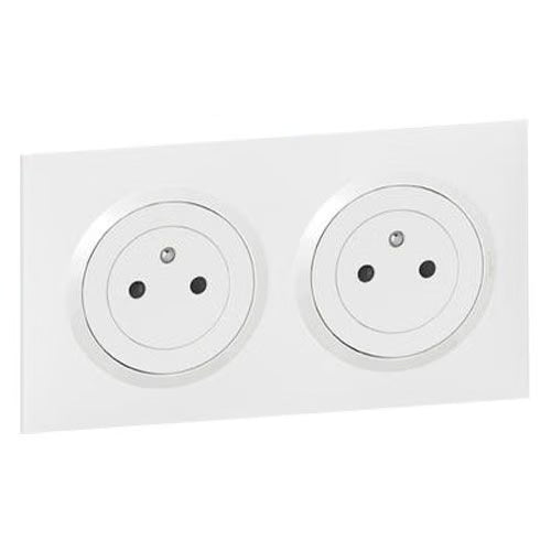 LEGRAND Dooxie Double prise de courant précâblée 2P+T surface blanc complet